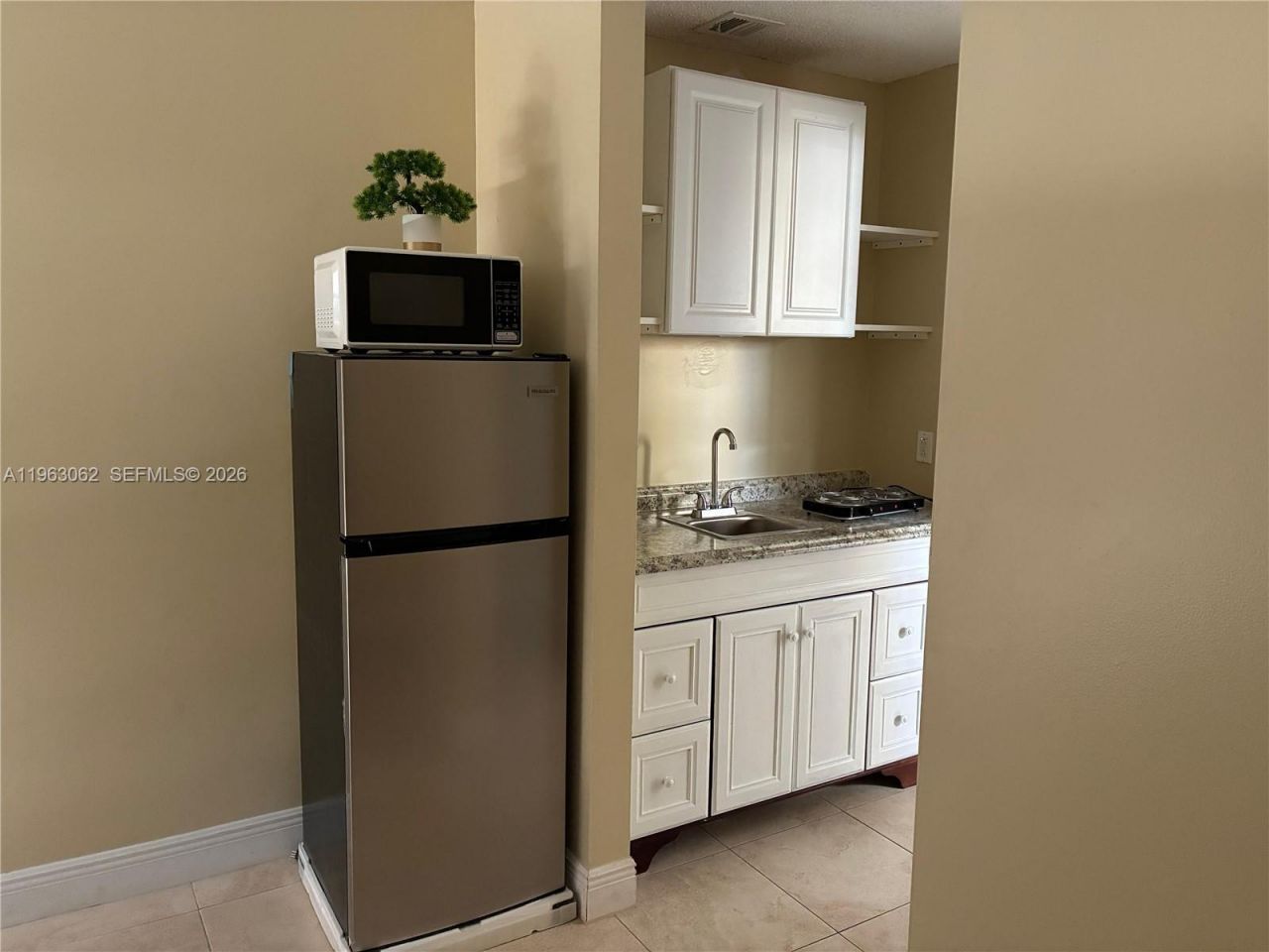 2963 Genoa Pl, Unit B, West Palm Beach, FL 33406 Photo