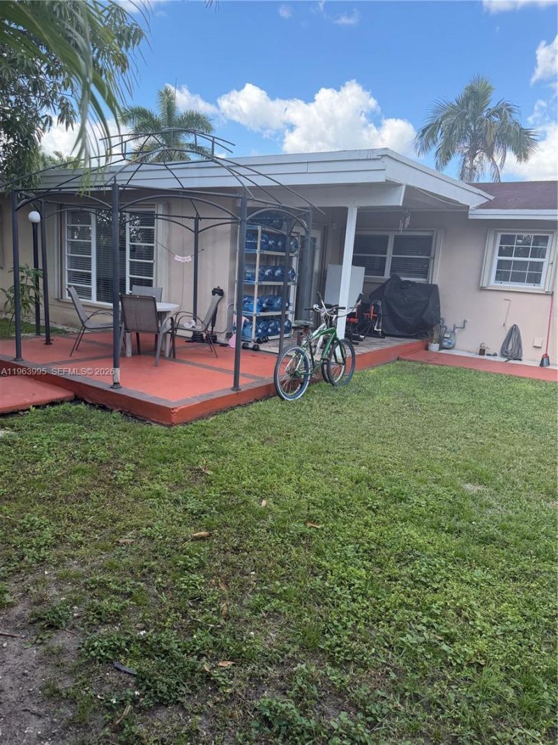 7825 SW 127th Ct, Miami, FL 33183 Photo