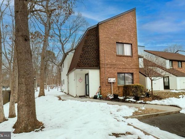 17 COUNTRY BIRCH LANE, EGG HARBOR TOWNSHIP, NJ 08234