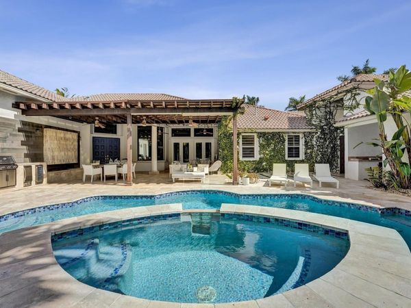 13763 NW 18TH CT, Pembroke Pines, FL 33028