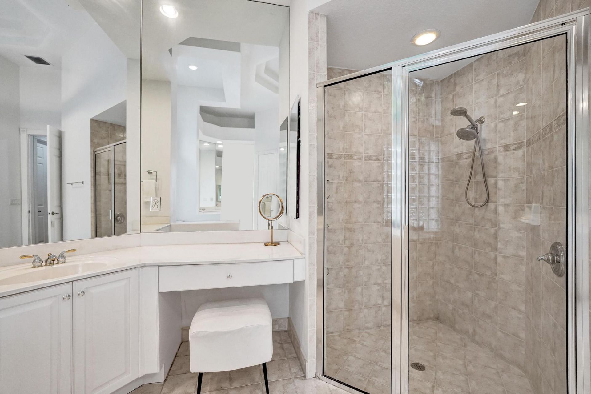 13763 NW 18th Ct, Pembroke Pines, FL 33028 Photo