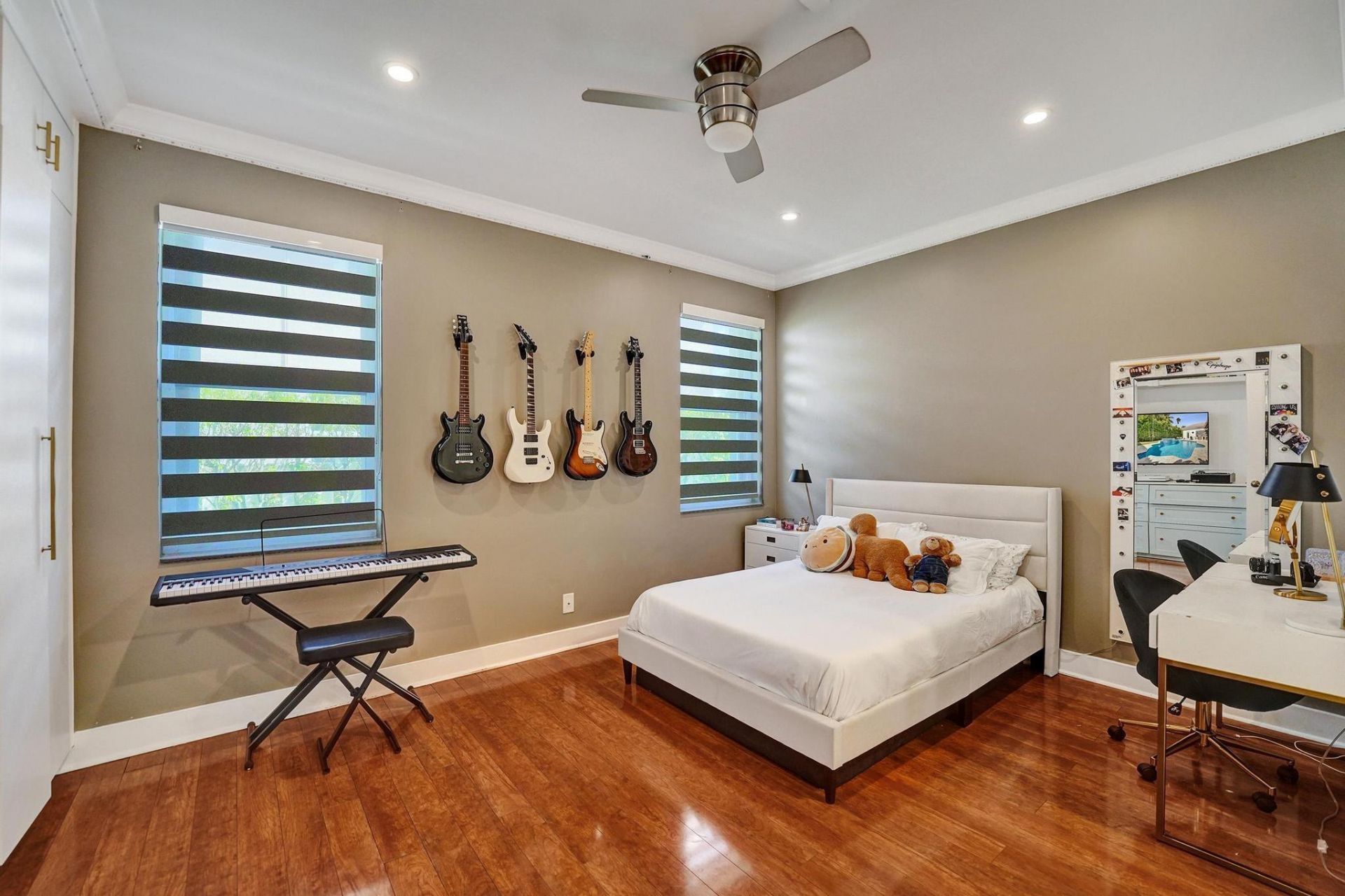 13763 NW 18th Ct, Pembroke Pines, FL 33028 Photo