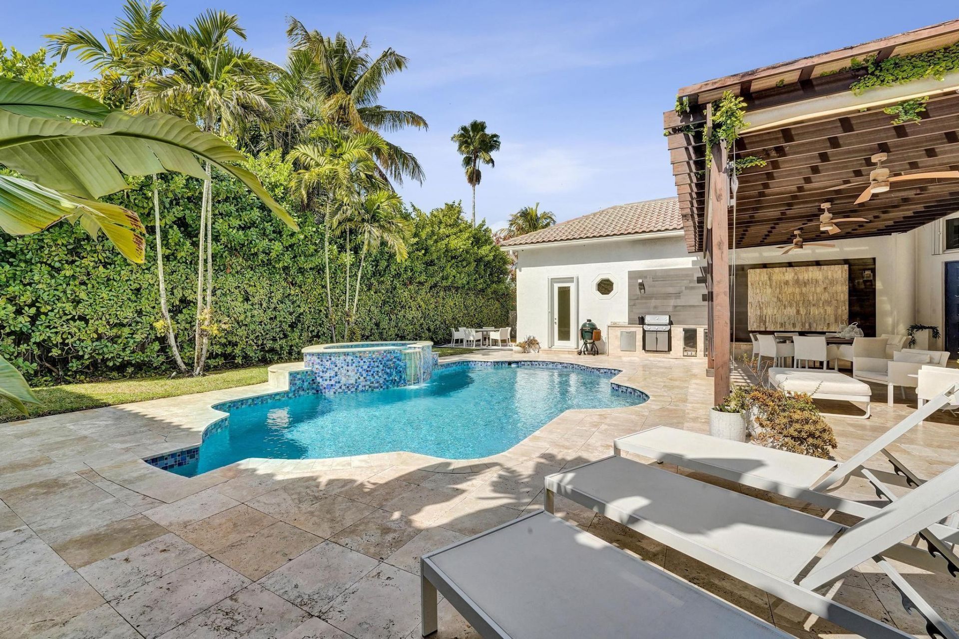 13763 NW 18th Ct, Pembroke Pines, FL 33028 Photo