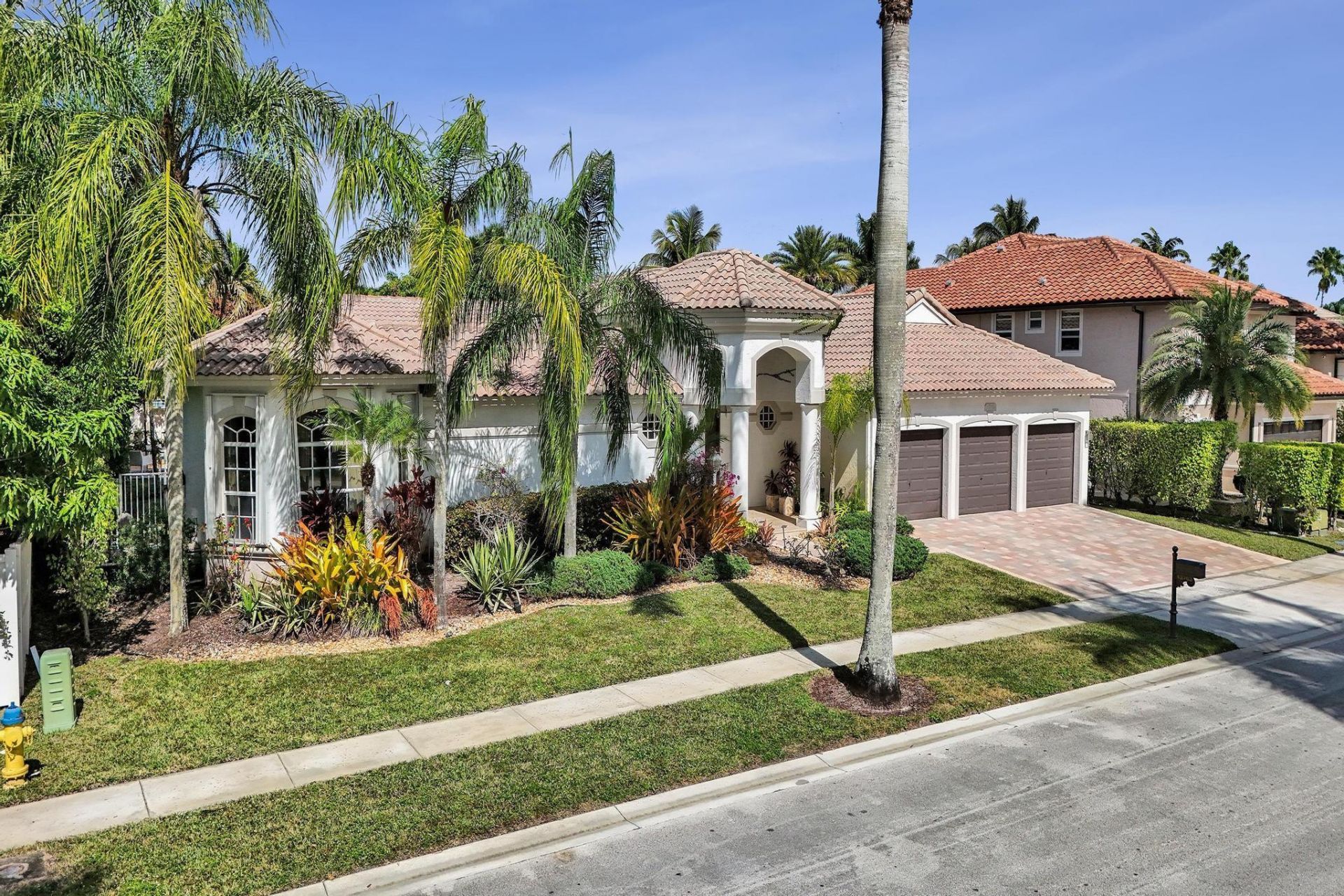 13763 NW 18th Ct, Pembroke Pines, FL 33028 Photo