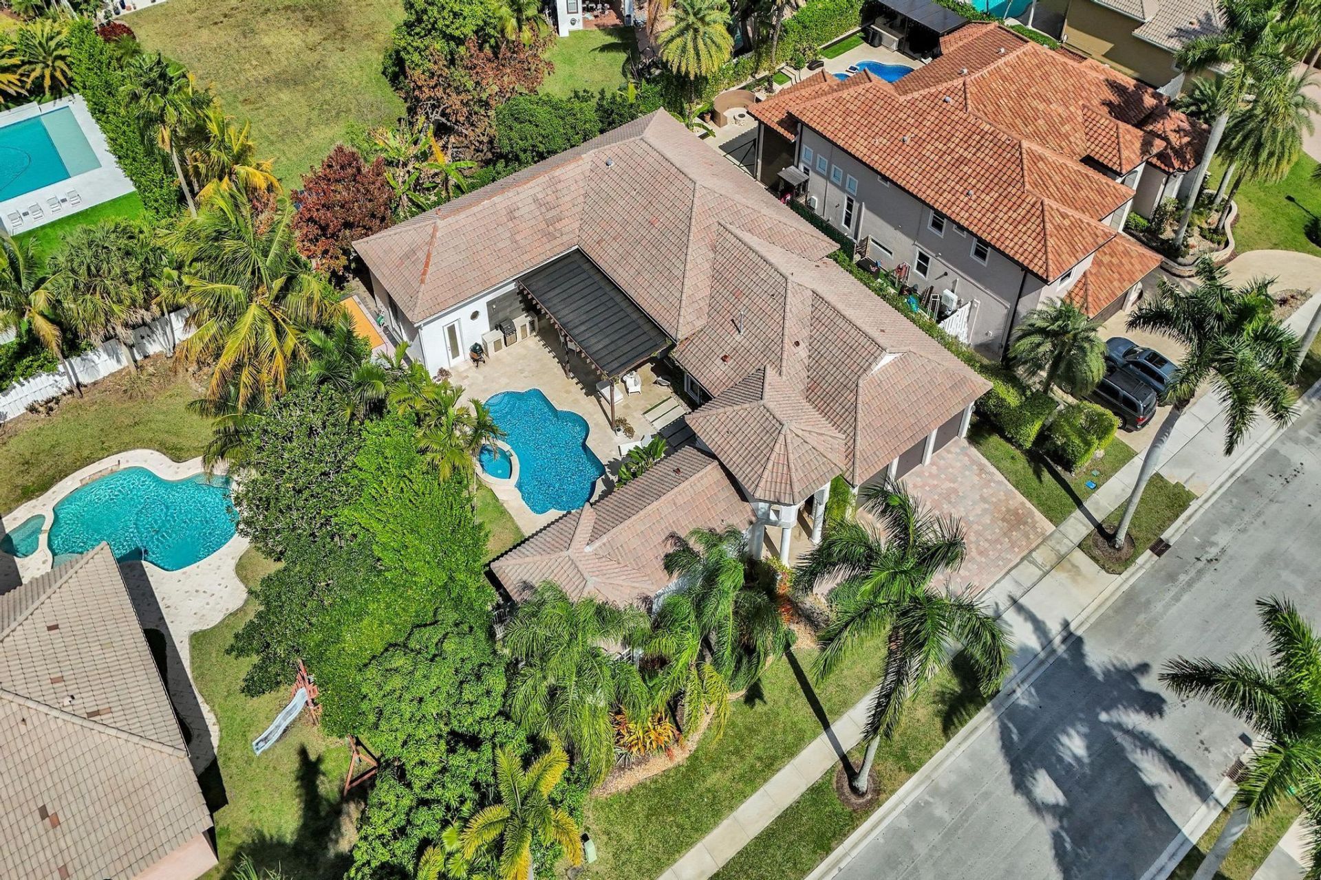 13763 NW 18th Ct, Pembroke Pines, FL 33028 Photo