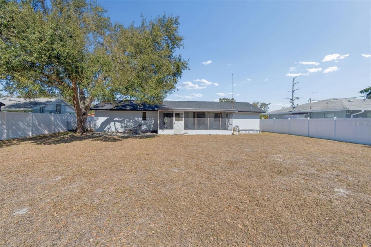 6419 1st Avenue W, Bradenton, FL 34209 Photo