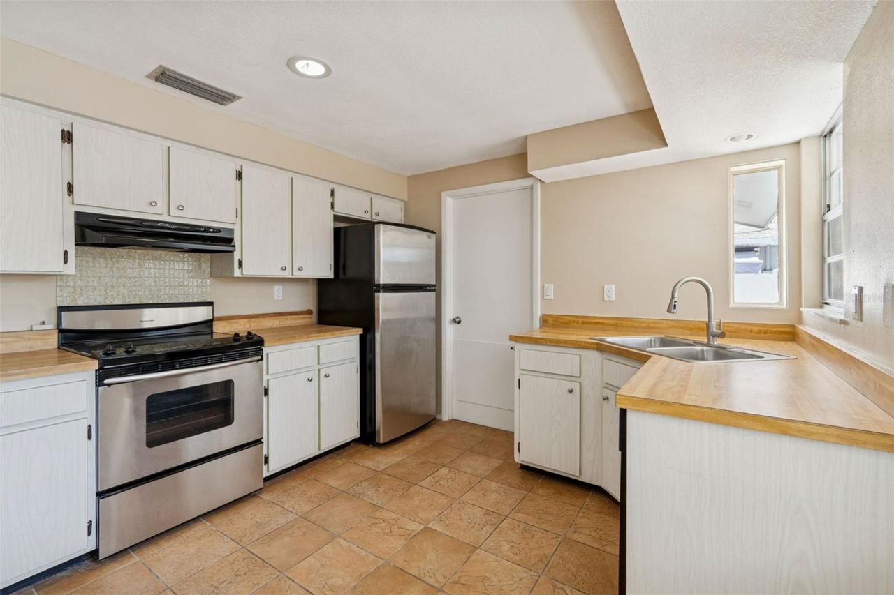 6419 1st Avenue W, Bradenton, FL 34209 Photo