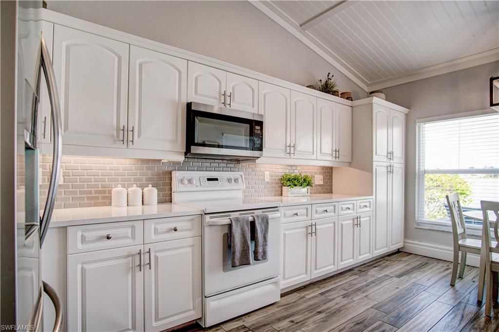 7271 Mill Pond Cir, Naples, FL 34109 Photo