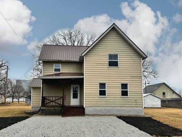 207 E Maple Street, Chatsworth, IL 60921