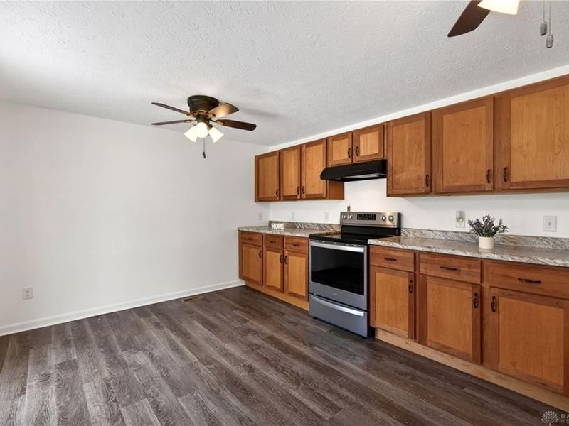 6788 Ginger Avenue, Mad River Township, OH 45323 Photo 15