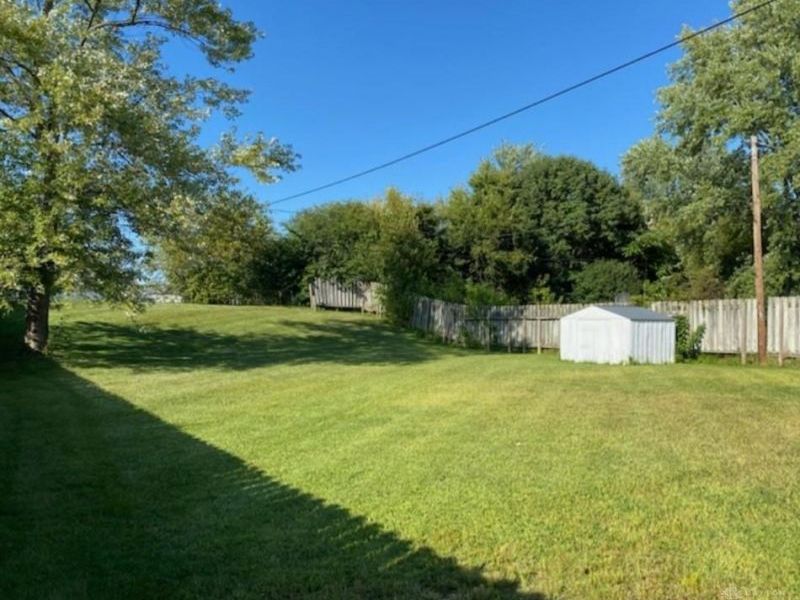 6788 Ginger Avenue, Mad River Township, OH 45323 Photo 3