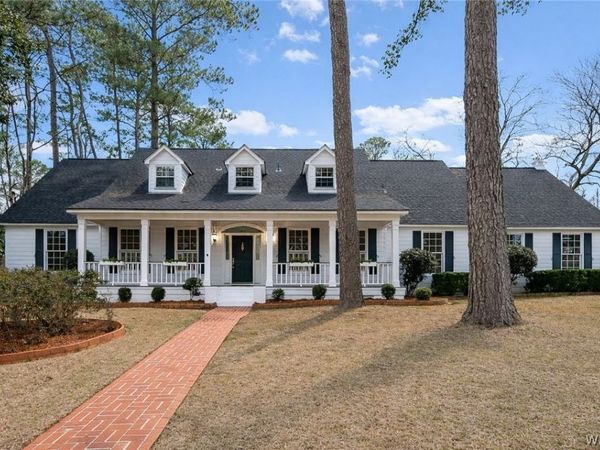 2438 Trenton Drive, Tuscaloosa, AL 35406