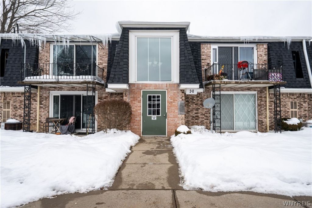 6a Foxberry Drive, Getzville, NY 14068 Main Photo