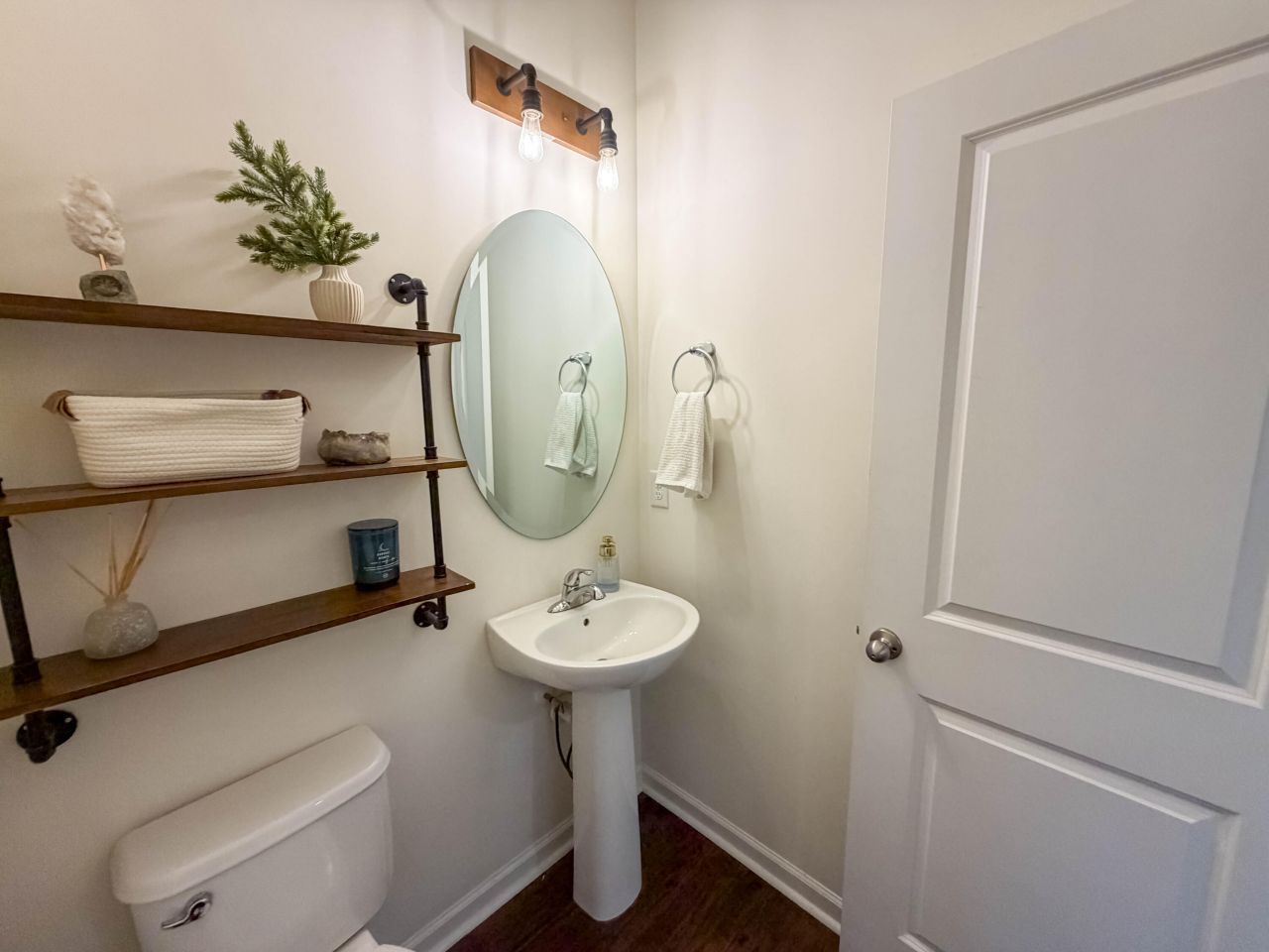 116 Sugeree Drive Photo 11