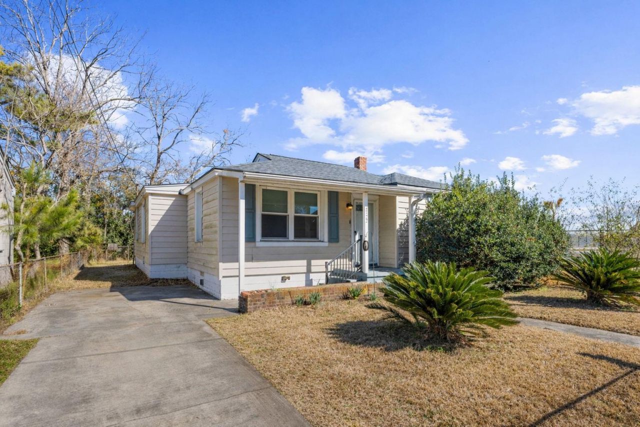 4722 Talisman Street Photo 25