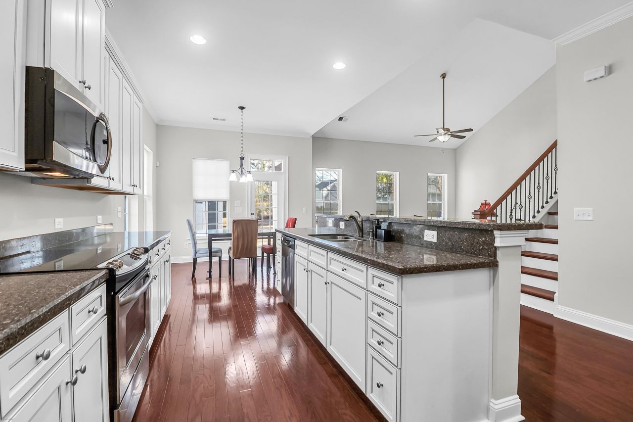 1756 Batten Drive Photo 6