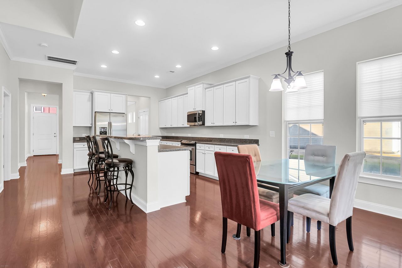 1756 Batten Drive Photo 7