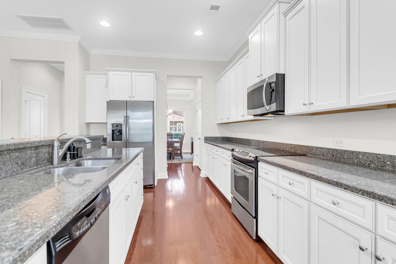 1756 Batten Drive Photo 8