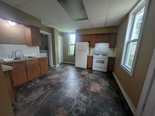 758 Jenks Avenue, Saint Paul, MN 55106
