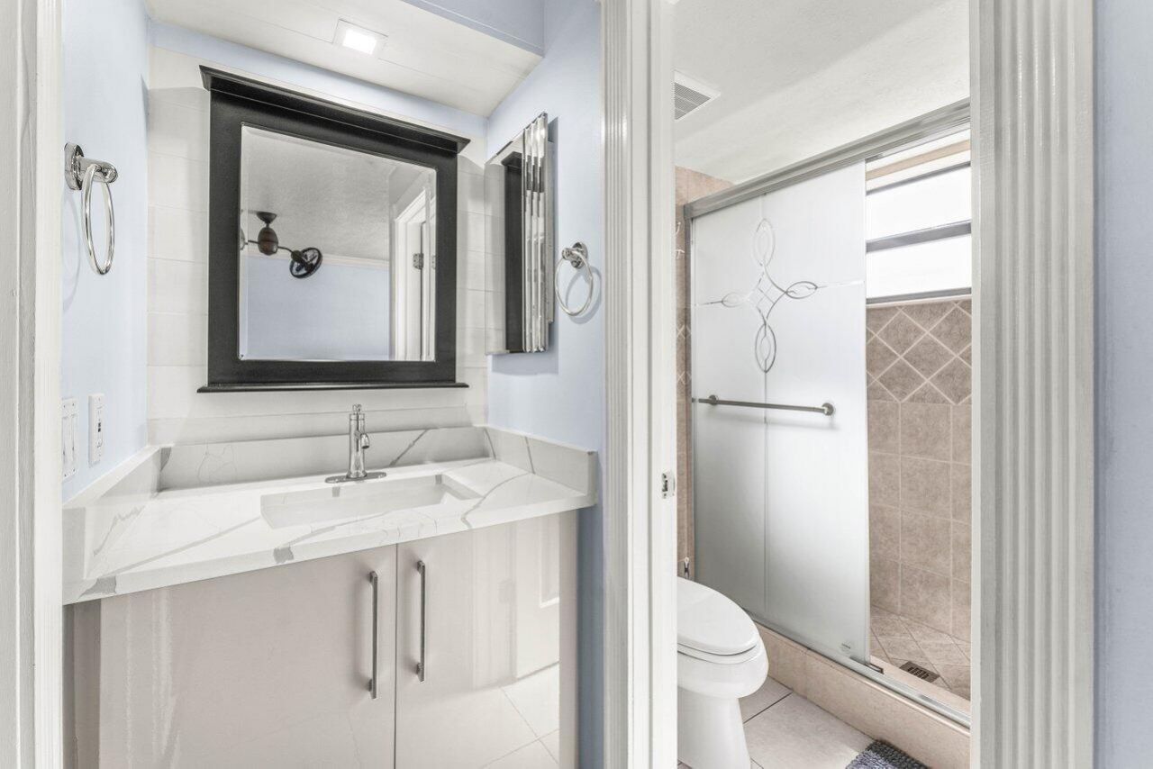 5954 Longbow Lane, Unit 5, West Palm Beach, FL 33415 Photo