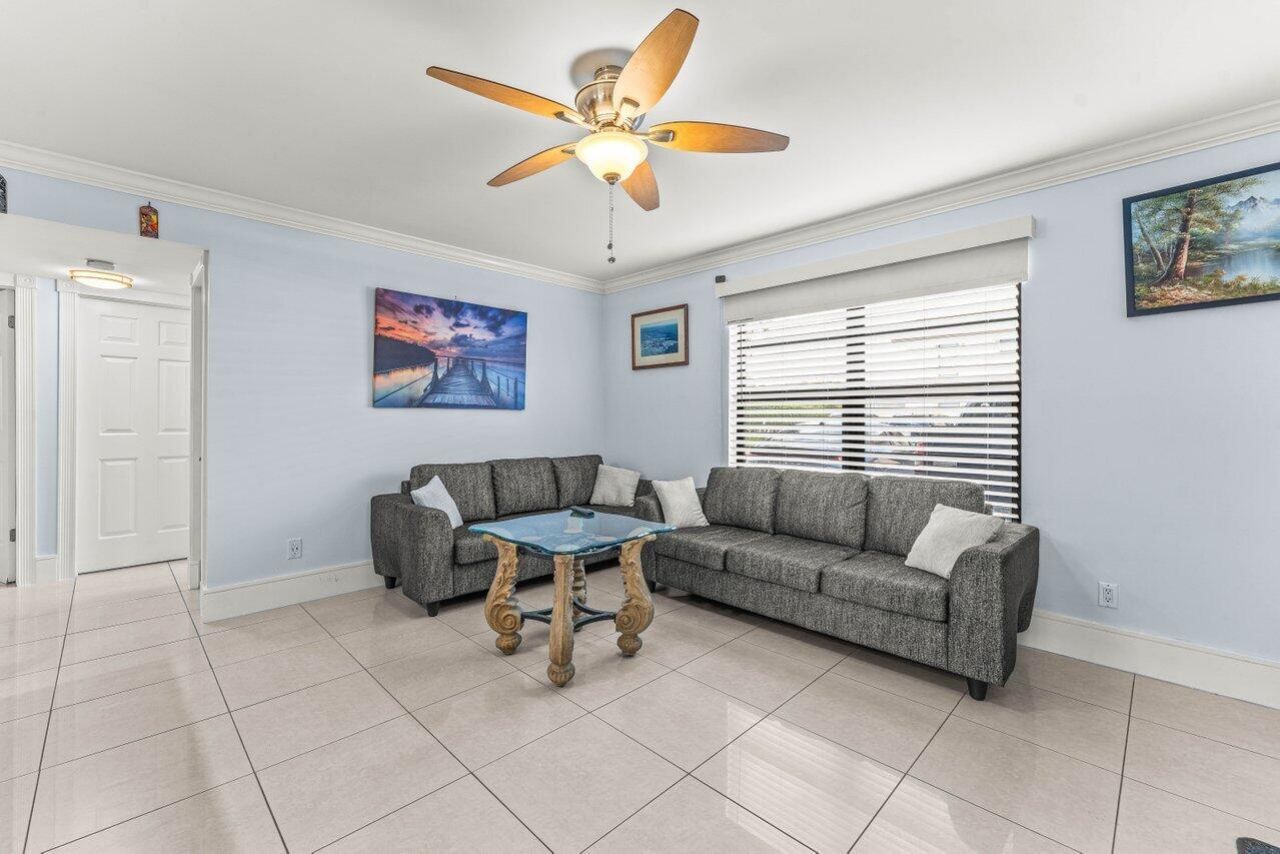 5954 Longbow Lane, Unit 5, West Palm Beach, FL 33415 Photo