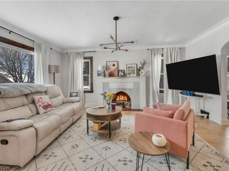 127 Roslyn Drive, Youngstown, OH 44505 Photo 4