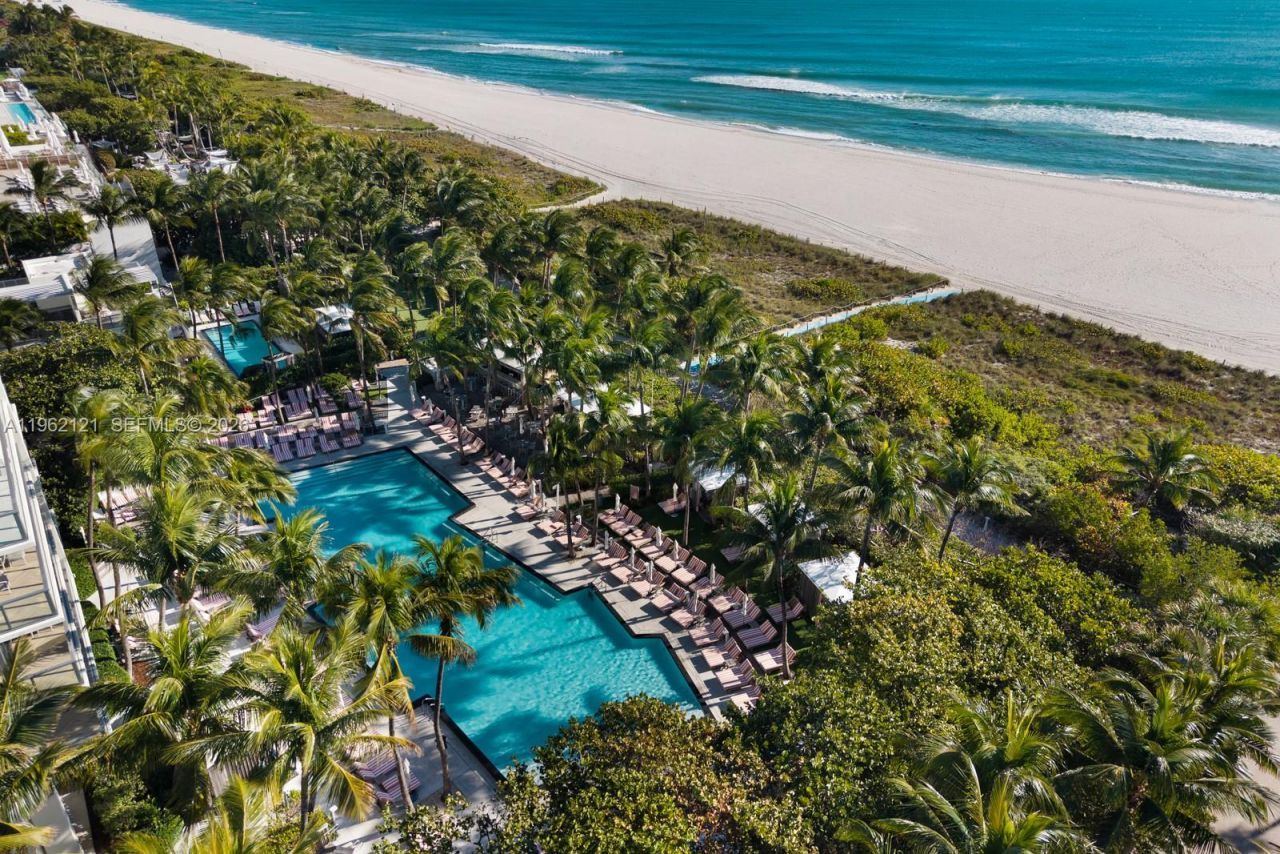 2201 Collins Ave, Unit 1010, Miami Beach, FL 33139 Photo