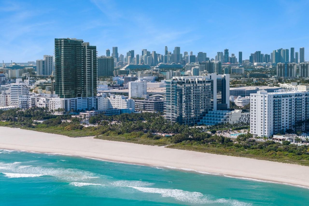 2201 Collins Ave, Unit 1010, Miami Beach, FL 33139 Photo