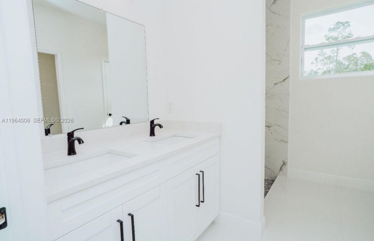 4405 E 7th , Lehigh Acres, FL 33972 Photo