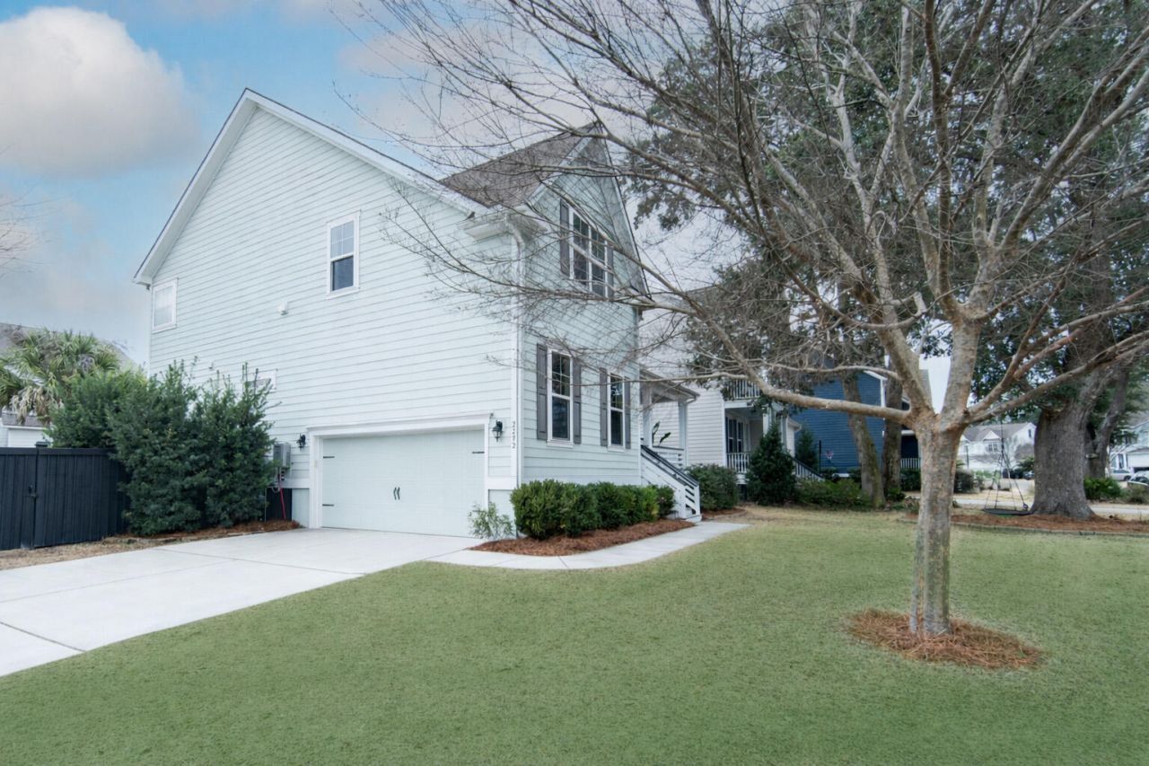 2292 Skyler Drive Photo 2