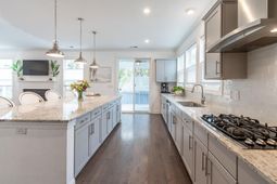 2292 Skyler Drive photo 4