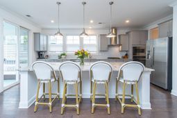 2292 Skyler Drive photo 4