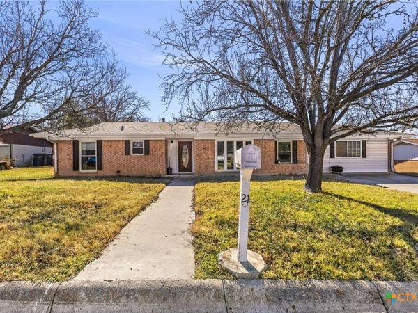 21 Snell Drive, Lampasas, TX 76550