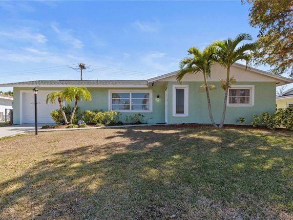 6725 ROXBURY DRIVE, SARASOTA, FL 34231