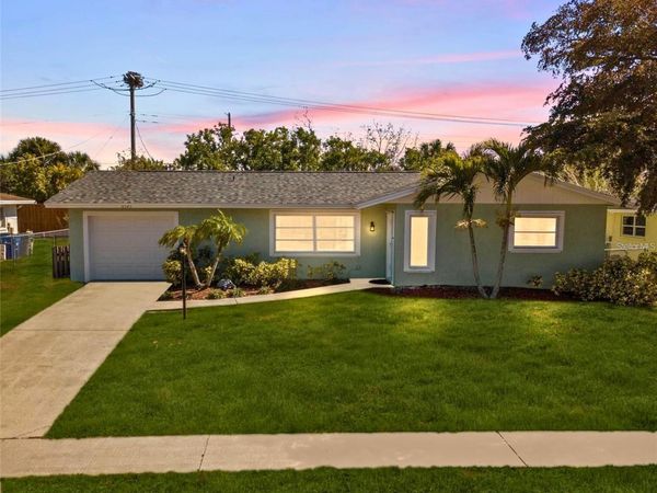 6725 ROXBURY DRIVE, SARASOTA, FL 34231