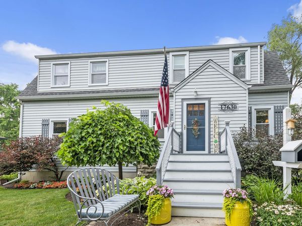 17630 67th Court, Tinley Park, IL 60477