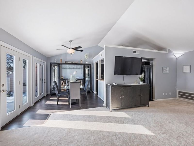 6289 Eagles Lake Drive, Unit 5, Cincinnati, OH 45248 Photo 13