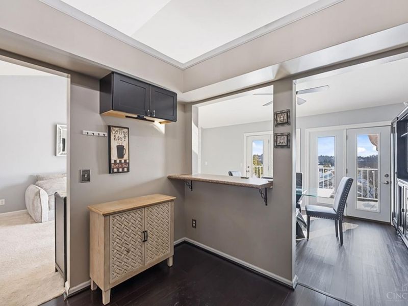 6289 Eagles Lake Drive, Unit 5, Cincinnati, OH 45248 Photo 17