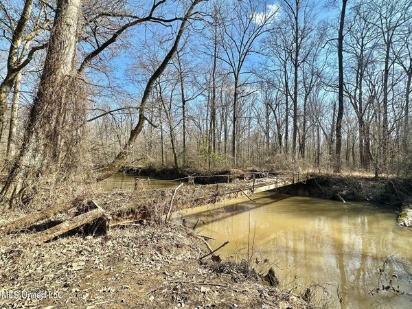 2 Evans Road , Carthage, MS 39051