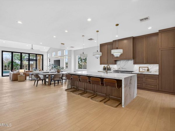 2735 E Flower Court, Gilbert, AZ 85298