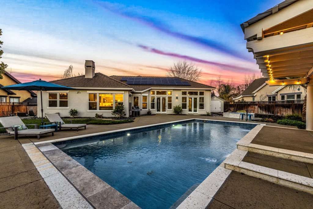 886 886 Old Oak Rd, Livermore, CA 94550 Main Photo