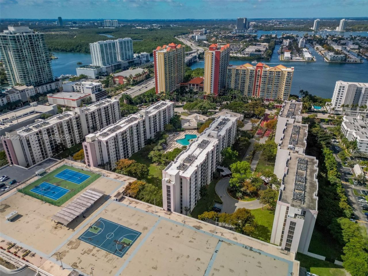 17011 N Bay Rd, Unit 101, Sunny Isles Beach, FL 33160 Photo