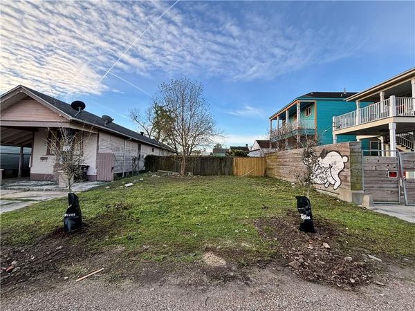 1814 N VILLERE Street, New Orleans, LA 70116