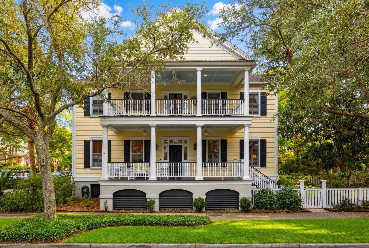 55 Eastlake Road Photo 1