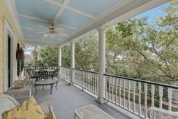 55 Eastlake Road photo 4