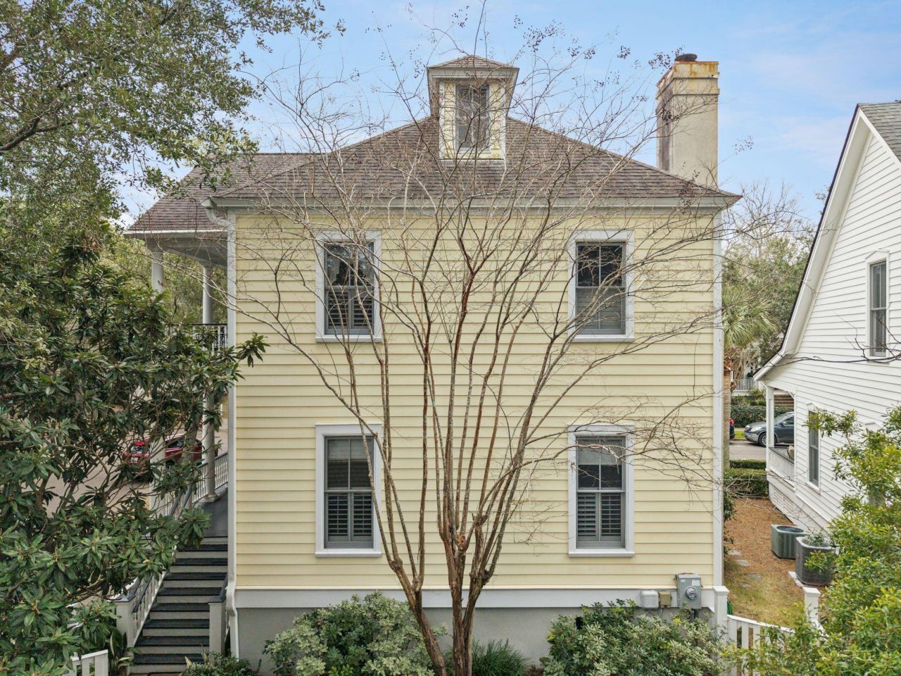 55 Eastlake Road Photo 35