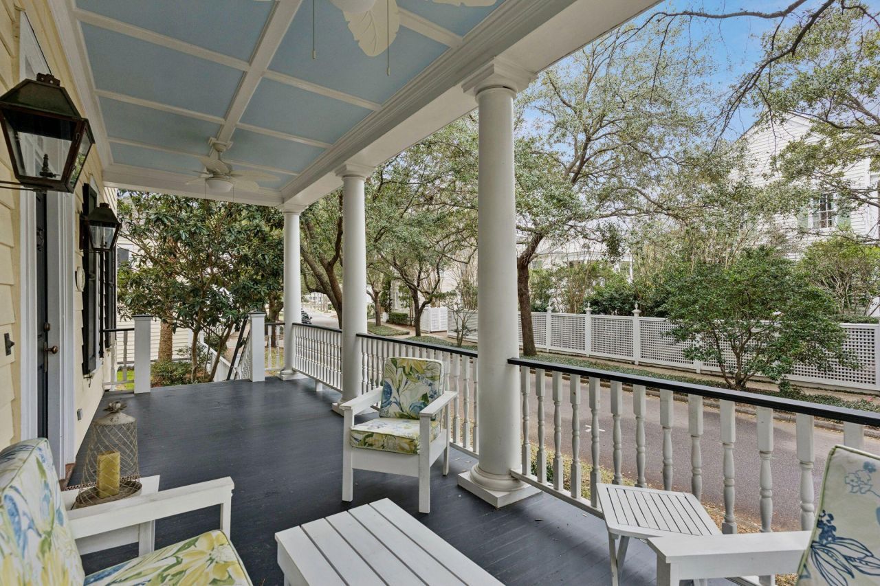 55 Eastlake Road Photo 4