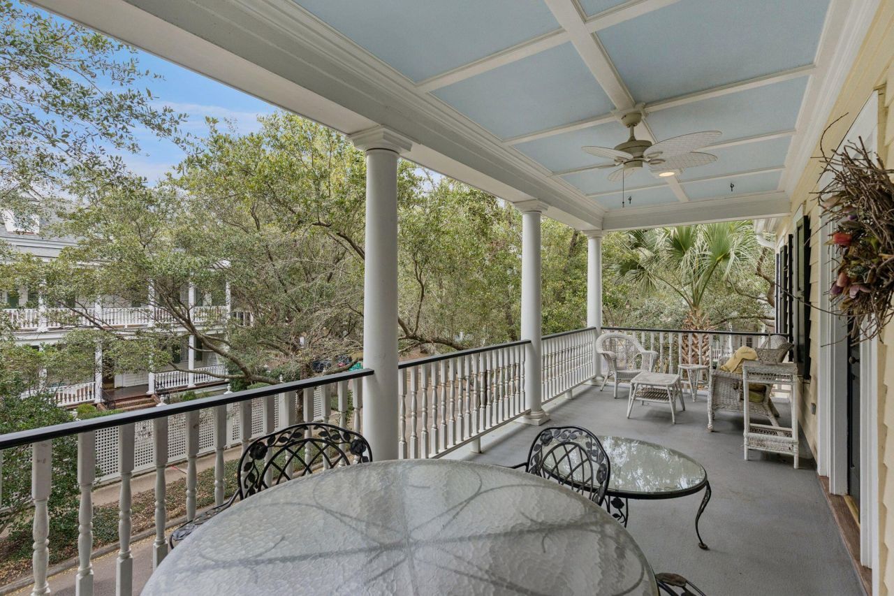 55 Eastlake Road Photo 40