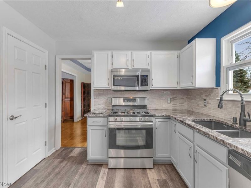 5042 Grande Boulevard, Medina, OH 44256 Photo 13