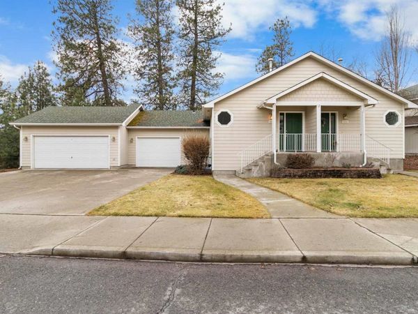 1050 S Westcliff Pl, Spokane, WA 99224